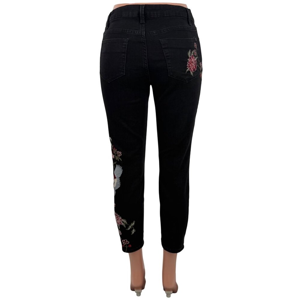 VTG Nanette Lepore Black Floral Embroidered Cropped Jeans | Mob Wife Coquette 8 - Picture 8 of 16